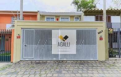 Imagem: A casa à venda possui 2 Dormitórios, 2 Banheiros, 2 Vagas