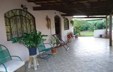 Imagem: A chácara e está localizado em Jaboticatubas, MG à venda