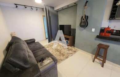 Imagem: O apartamento possui 2 Dormitórios, 2 Banheiros, 2 Vagas na