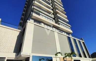 Imagem 1: Apartamento no Lago Moraine, andar alto, com 2 suítes, frente, bairro...