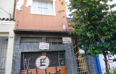 Imagem: A casa possui 2 Dormitórios, 2 Banheiros, 1 Vaga na garagem