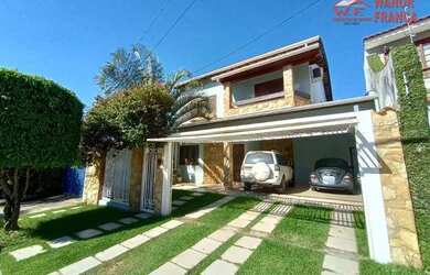 Imagem: A casa possui 3 Dormitórios, 1 Banheiro, 281m² de Área e