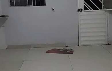 Imagem: O quarto está localizado em Vida Nova, Lauro de Freitas para