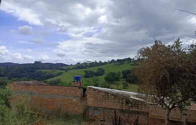 Imagem: O terreno possui 360m² de Área e está localizado em Matozinhos