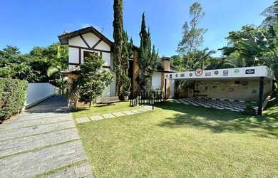 Imagem: A casa em condomínio possui 3 Dormitórios, 5 Banheiros, 5