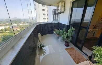 Imagem: O apartamento possui 3 Dormitórios, 3 Banheiros, 3 Vagas na