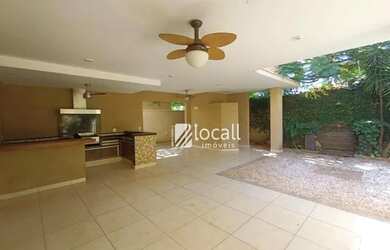 Imagem: A casa em condomínio possui 3 Dormitórios, 5 Banheiros, 4