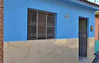 Imagem: A casa à venda possui 2 Dormitórios, 1 Banheiro e 816m² de