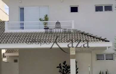 Imagem: A casa em condomínio possui 3 Dormitórios, 4 Banheiros, 2