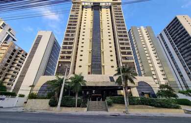 Imagem: O apartamento possui 1 Dormitório, 1 Banheiro, 1 Vaga na garagem