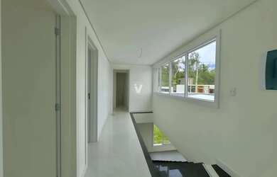 Imagem 13: Casa nova com 4 dormitórios 2 suítes , 4 banheiros e gourmet com churrasqueira