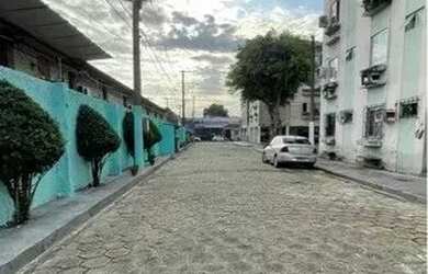 Imagem 10: Vendo Apto no Cond. Floresta Tropical, c/ 2 quartos, banheiro social,...