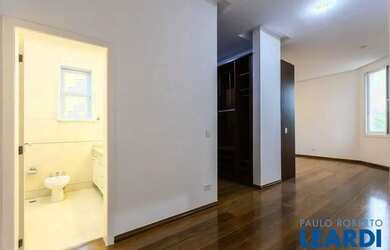 Imagem 14: CASA EM CONDOMÍNIO - ALPHAVILLE - SP