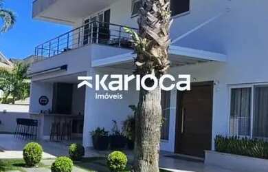 Imagem: A casa em condomínio possui 5 Dormitórios, 5 Banheiros, 5