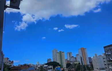 Imagem: O apartamento possui 1 Dormitório, 1 Banheiro, 50m² de Área