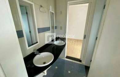 Imagem 10: Casa com 4 dormitórios no bairro João Paulo