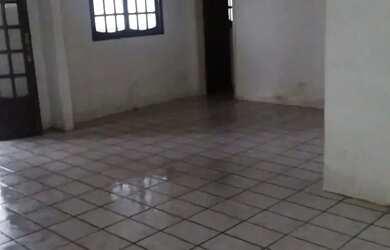 Imagem 3: Casa para vender e alugar em rua pública, RIO DOCE, Olinda, PE