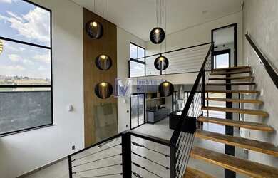 Imagem: A casa em condomínio possui 3 Dormitórios, 5 Banheiros, 4