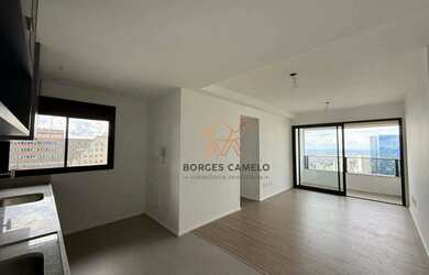 Imagem: O apartamento possui 2 Dormitórios, 2 Banheiros, 2 Vagas na