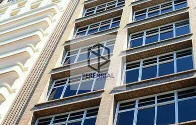 Imagem: O depósito possui 2 Vagas na garagem, 507m² de Área e está