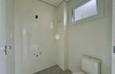 Imagem 7: Casa nova com 4 dormitórios 2 suítes , 4 banheiros e gourmet com churrasqueira