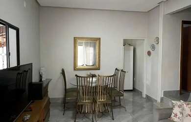 Imagem 3: Oportunidade única Casa de 3 quartos na rua Santa Maria