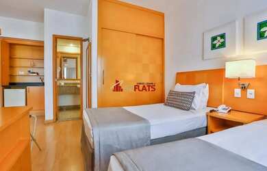 Imagem: O studio possui 1 Dormitório, 1 Banheiro, 1 Vaga na garagem