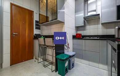 Imagem: O apartamento possui 3 Dormitórios, 2 Banheiros, 2 Vagas na