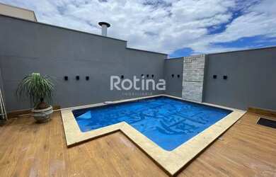 Imagem: O apartamento possui 3 Dormitórios, 2 Banheiros, 93m² de Área