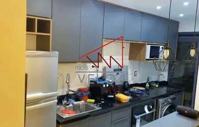 Imagem: O apartamento possui 1 Dormitório, 1 Banheiro, 1 Vaga na garagem