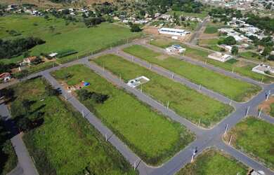 Imagem: O terreno possui 230m² de Área e está localizado em Abadia