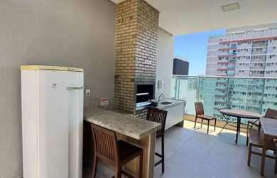 Imagem: O apartamento possui 2 Dormitórios, 2 Banheiros, 1 Vaga na