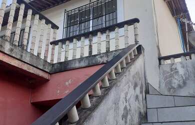 Imagem: A casa possui 2 Dormitórios, 1 Banheiro e está localizado