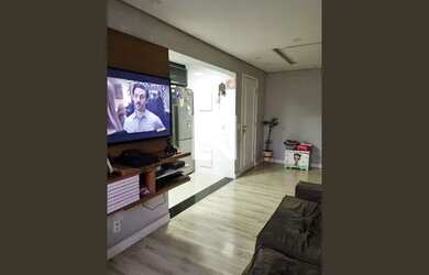 Imagem: O apartamento possui 2 Dormitórios, 2 Banheiros, 1 Vaga na