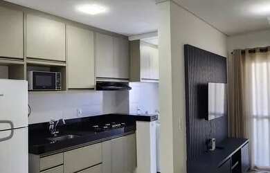 Imagem: O apartamento possui 1 Dormitório, 1 Banheiro, 1 Vaga na garagem