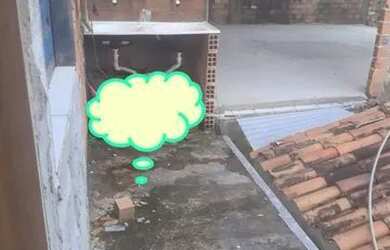 Imagem: O quarto possui Ar-condicionado, Varanda e está localizado