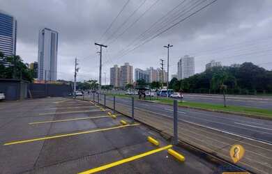 Imagem: O depósito possui 5 Vagas na garagem, 753m² de Área e está