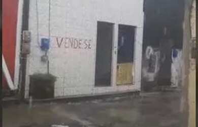 Imagem: A casa possui 2 Dormitórios, 2 Banheiros e está localizado