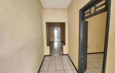 Imagem: O apartamento possui 2 Dormitórios, 1 Banheiro, 80m² de Área