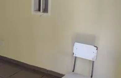 Imagem 1: Aluga casa. 1 Vaga na garageme1 Dormitório