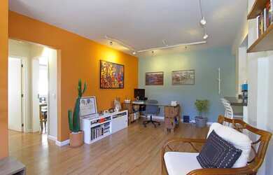 Imagem: O apartamento possui 2 Dormitórios, 2 Banheiros, 1 Vaga na