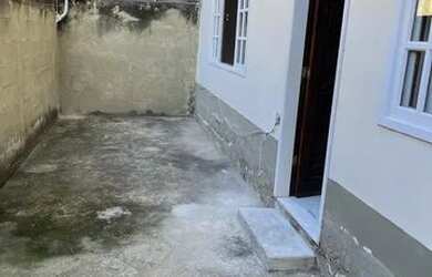 Imagem: A casa possui 2 Dormitórios, 1 Banheiro, 40m² de Área e