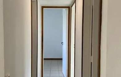 Imagem 6: Barra Key West exclusivo! Andar alto 75m² 3 qtos/1 ste 1 vg desocupado!