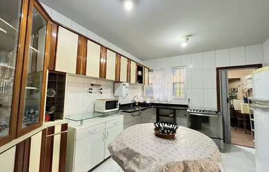 Imagem 14: Imóvel para venda possui 160 metros quadrados com 3 quartos em Itapuã...