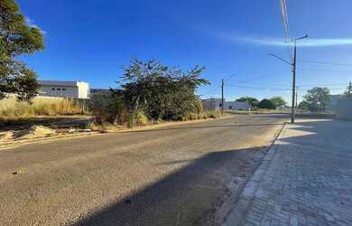 Imagem: O depósito possui 443m² de Área e está localizado em Plano