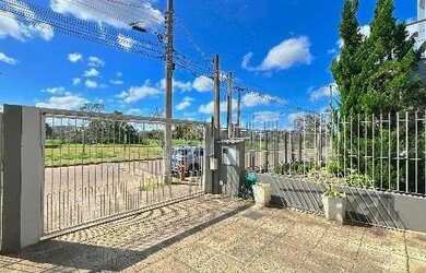 Imagem 4: Casa em Porto Alegre, no bairro Hípica, com 3 dormitório s , e 3 banheiros,...