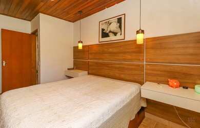 Imagem 11: Casa em Hípica. Piscina, Churrasqueira, VarandaeGuarda roupa