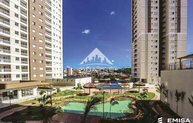 Imagem: O apartamento possui 3 Dormitórios, 1 Banheiro, 2 Vagas na