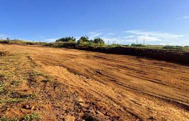 Imagem: O terreno possui 1.000m² de Área e está localizado em Tanque