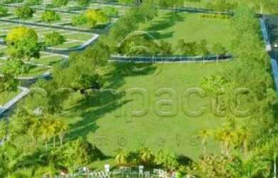 Imagem: O terreno possui 242m² de Área e está localizado em Parque